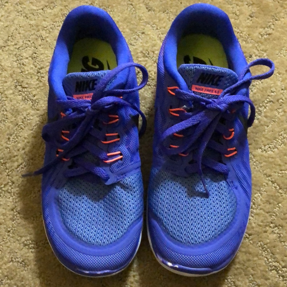 NIKE FREE 5.0 Size 6